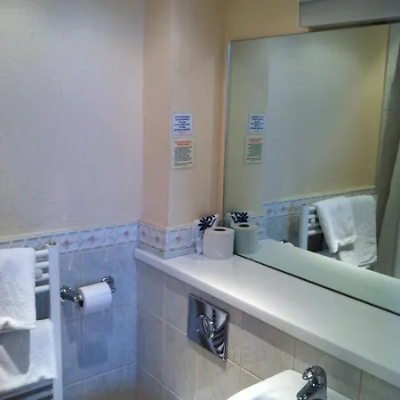 Hotell Wheatlands 3*