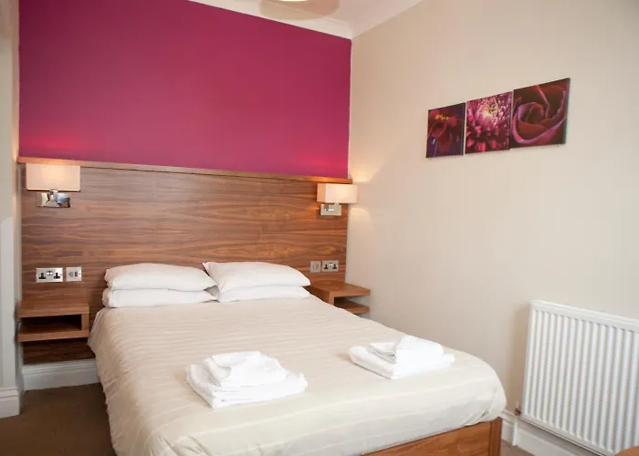 怀特兰洛奇酒店